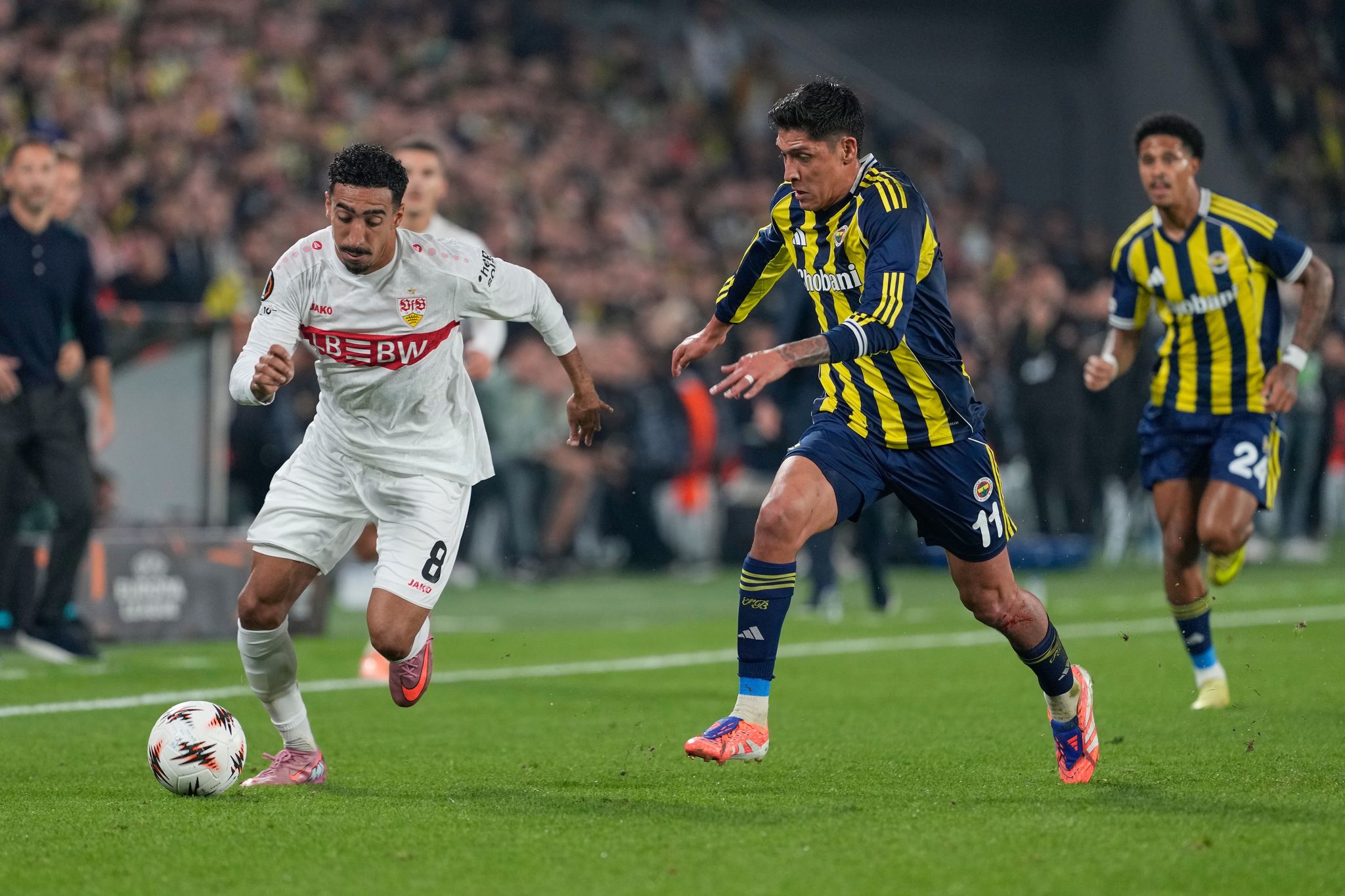 Dauerpfiffe für VfB-Profis: Stuttgart verliert in Istanbul