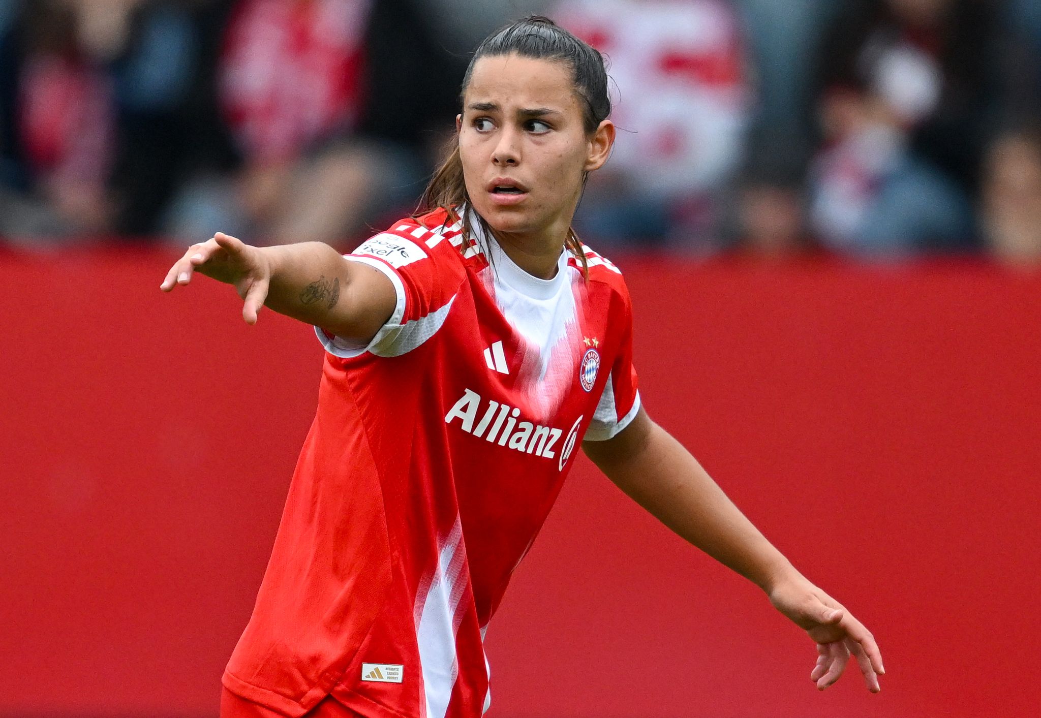 Wieder Kreuzbandriss bei Nationalspielerin Lena Oberdorf