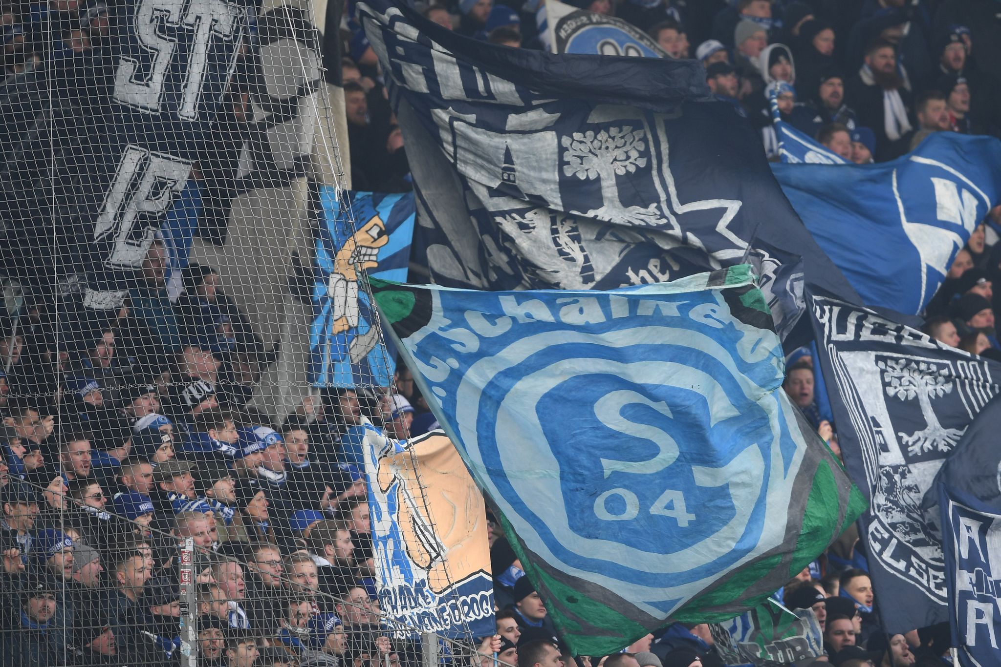 Fan-Gewalt in Dublin: Schalke nimmt Vorfall «sehr ernst»