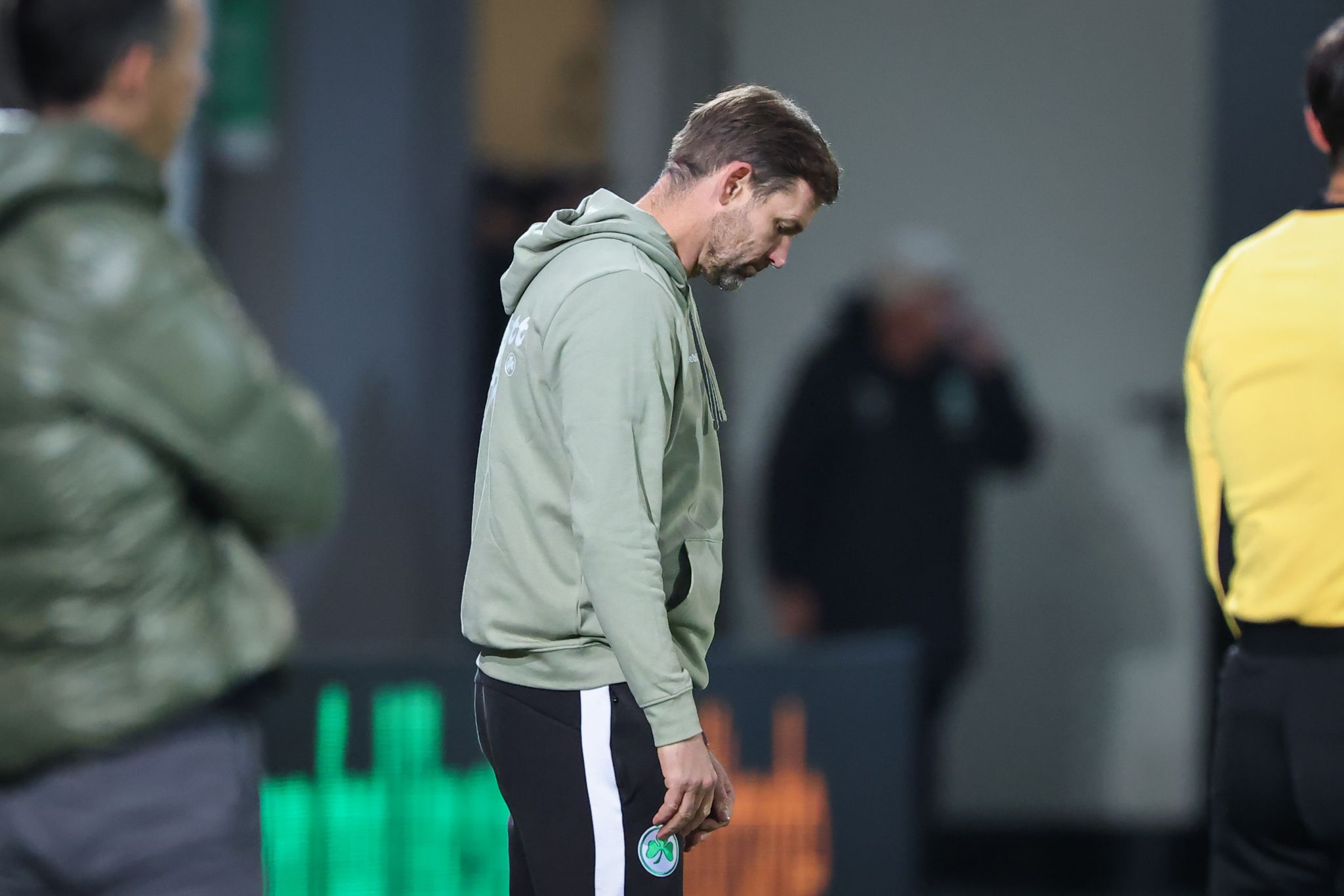 Fürth hält am Trainer fest: Kleine im Pokal an der Linie Fürth hält am Trainer fest: Kleine im Pokal an der Linie