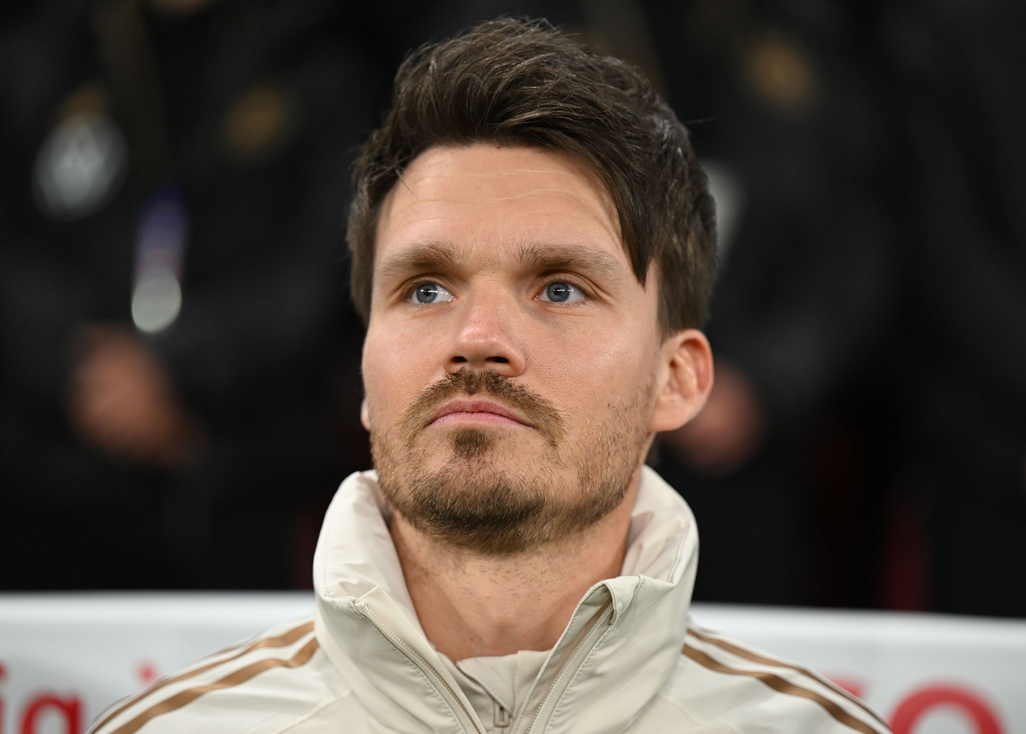 Röhl neuer Trainer bei Schottlands Topclub Glasgow Rangers Röhl neuer Trainer bei Schottlands Topclub Glasgow Rangers