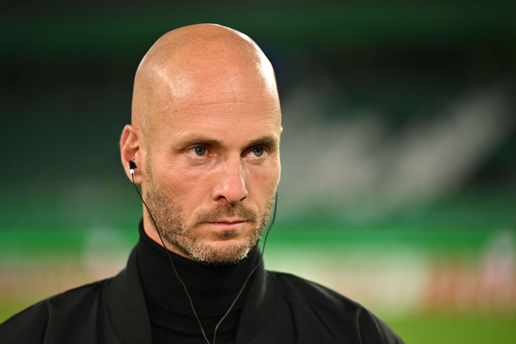 Brandrede des Torwarts – Simonis bleibt Wolfsburg-Trainer Brandrede des Torwarts – Simonis bleibt Wolfsburg-Trainer