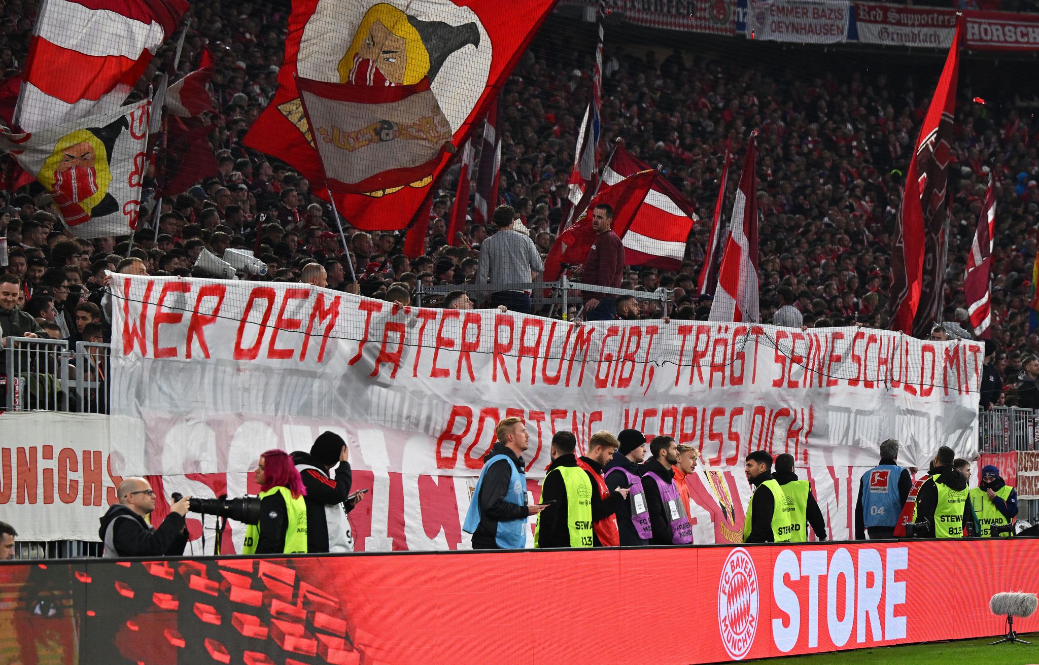 Wegen Fan-Protesten: Boateng-Hospitanz bei Bayern geplatzt