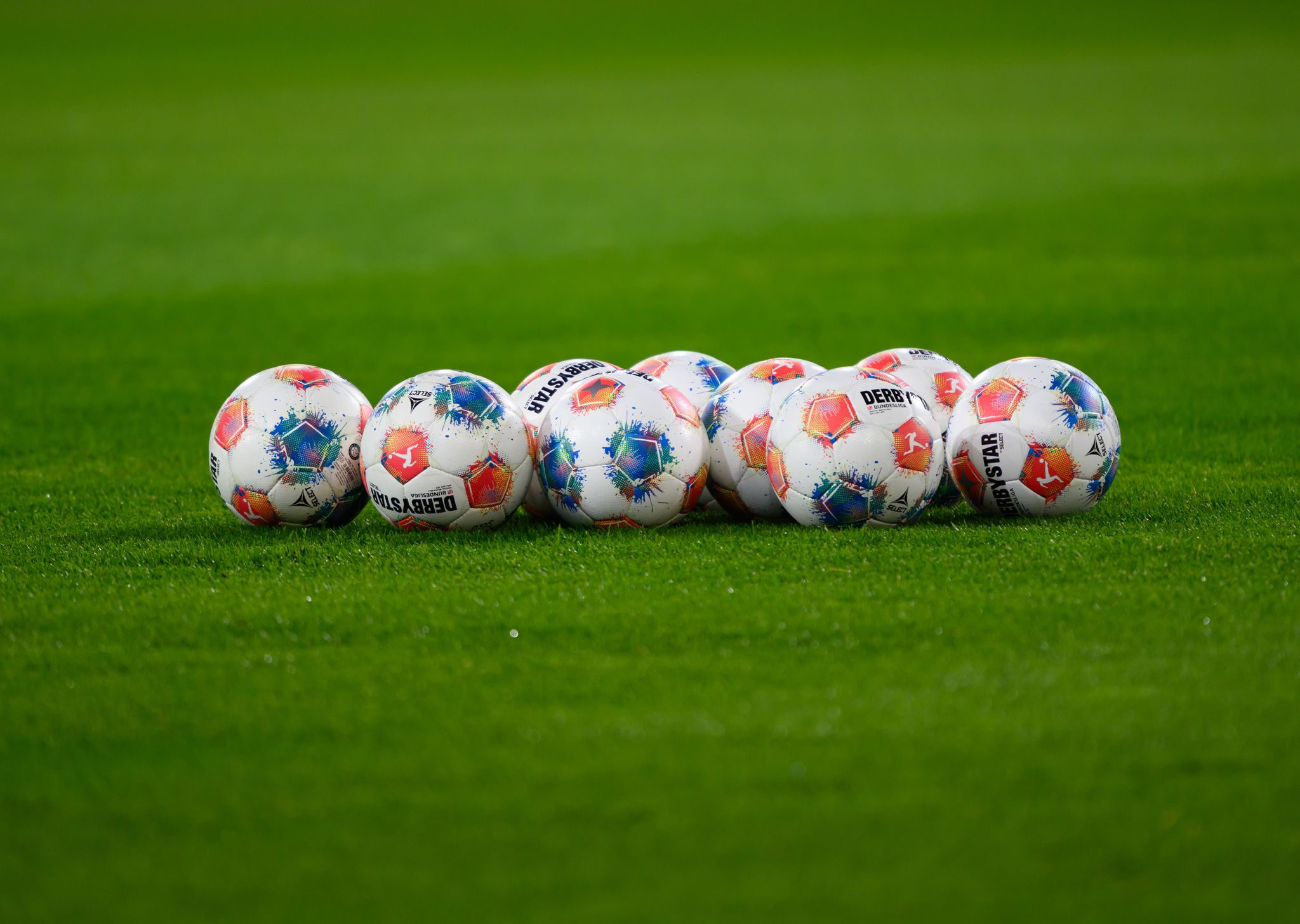 FC Bayern im Stau: Anpfiff in Gladbach verschoben