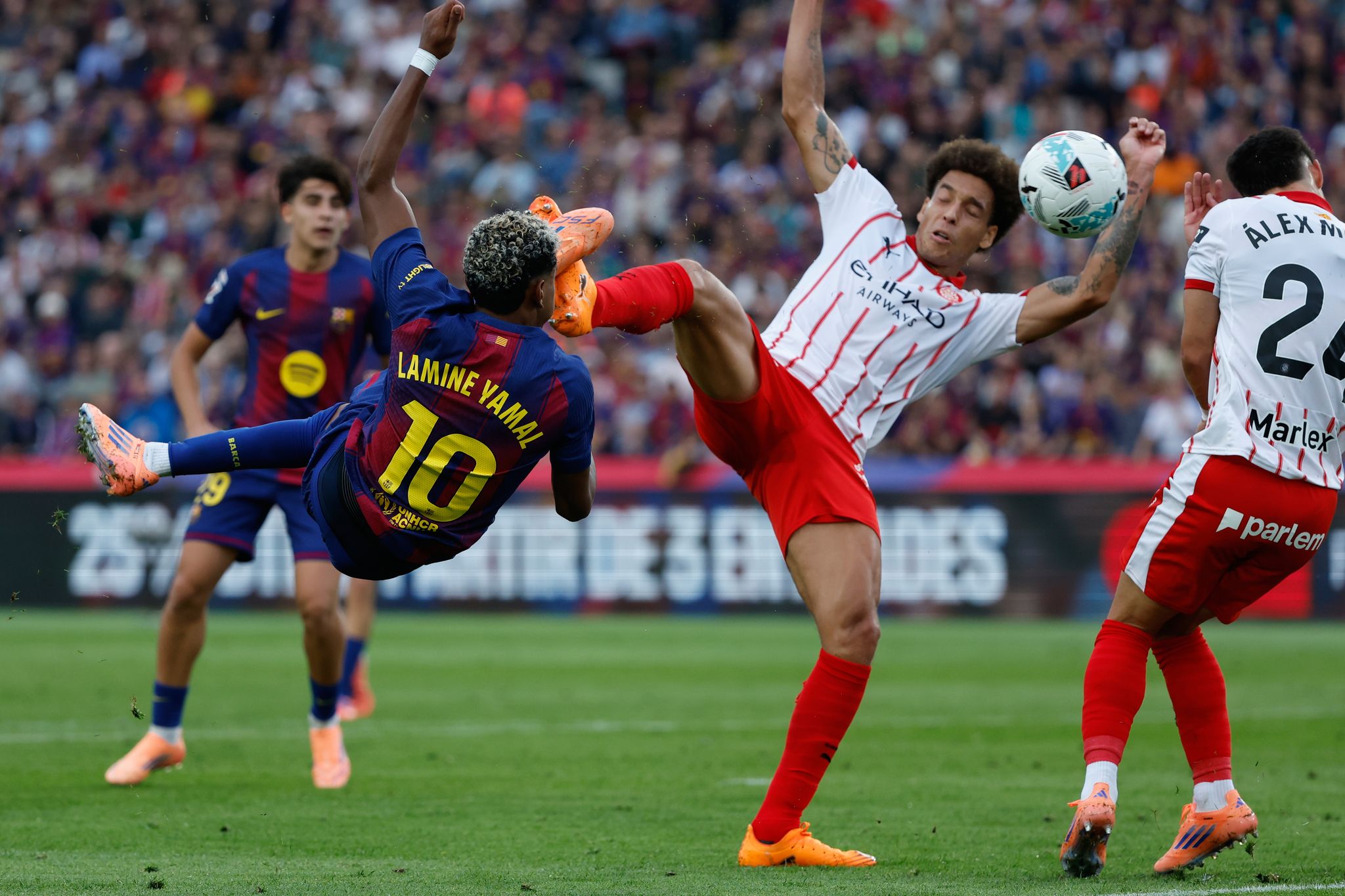 Flick verpasst Clásico – Barcelona siegt ganz spät