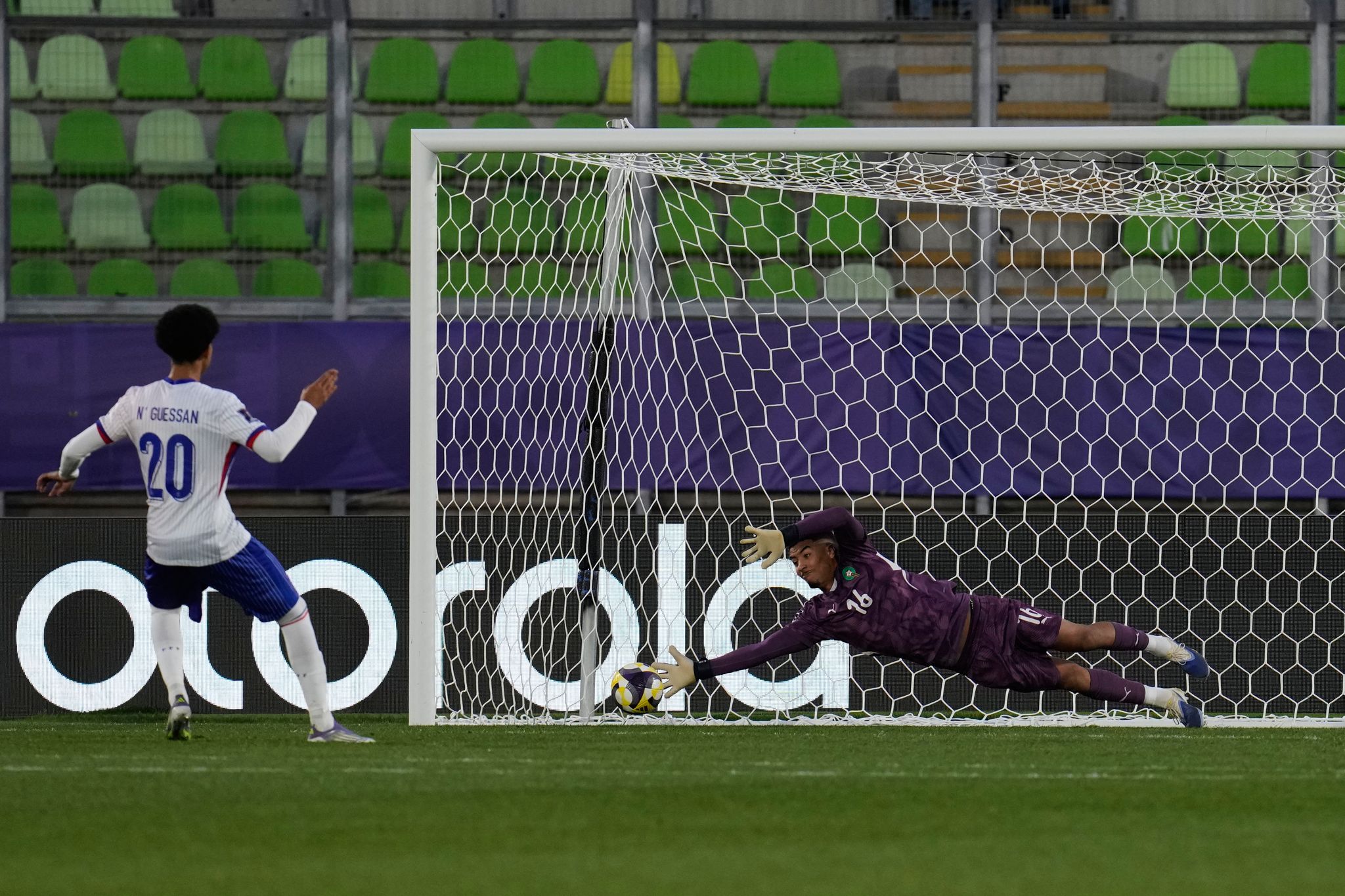 Dritter Torhüter als Held: Marokko im Finale der U20-WM