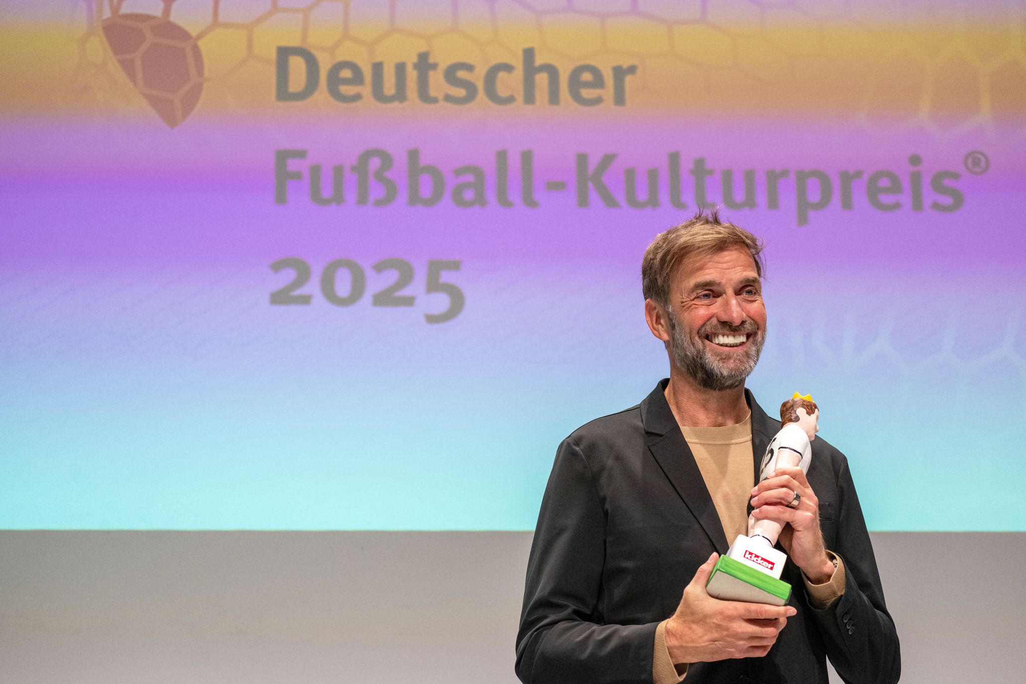 Jürgen Klopp erhält Walther-Bensemann-Preis – und wird frech Jürgen Klopp erhält Walther-Bensemann-Preis – und wird frech
