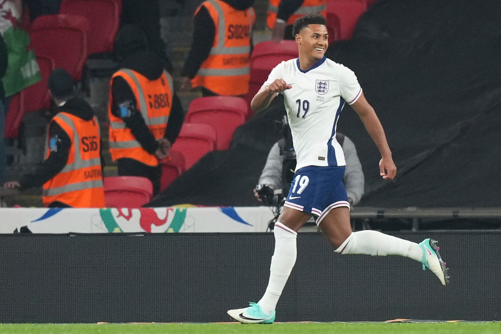 Tuchel holt nächsten Sieg mit England – Pause für Kane Tuchel holt nächsten Sieg mit England – Pause für Kane