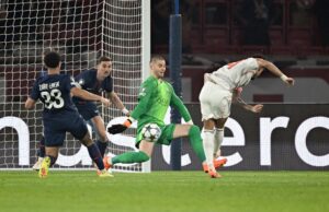 Bayern triumphieren nach Díaz-Doppelpack und Rot in Paris