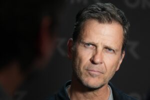 Bierhoff für Bundesliga-Spiele im Ausland