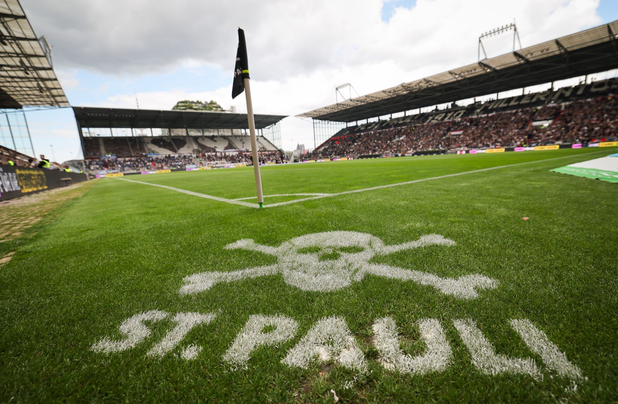 St. Pauli sanktioniert Aufsichtsrat nach Internet-Kommentar St. Pauli sanktioniert Aufsichtsrat nach Internet-Kommentar