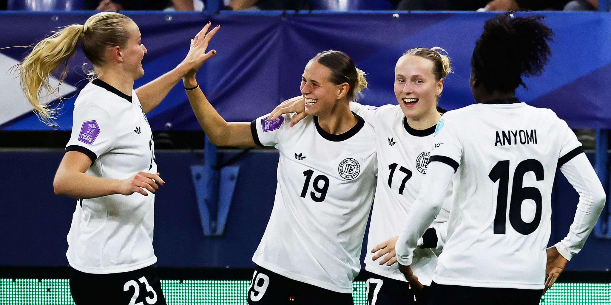 Deutsche Fußballerinnen mit lösbarer WM-Quali-Gruppe Deutsche Fußballerinnen mit lösbarer WM-Quali-Gruppe