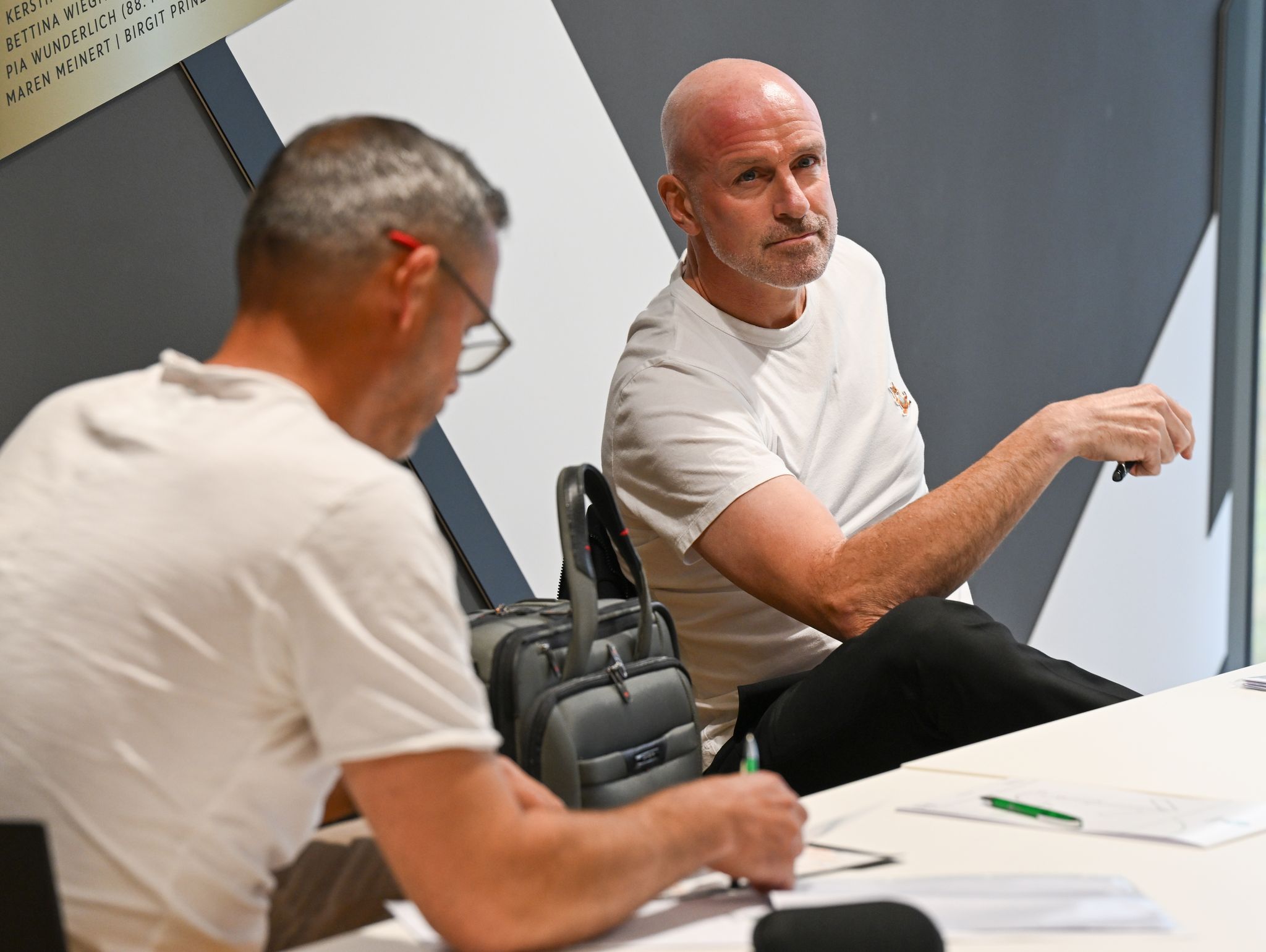 DFB-Bundesgericht reduziert Sperre von Trainer Antwerpen DFB-Bundesgericht reduziert Sperre von Trainer Antwerpen