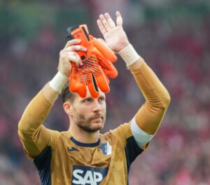 Dauerbrenner und Spätzünder: Oliver Baumann vor 500. Spiel