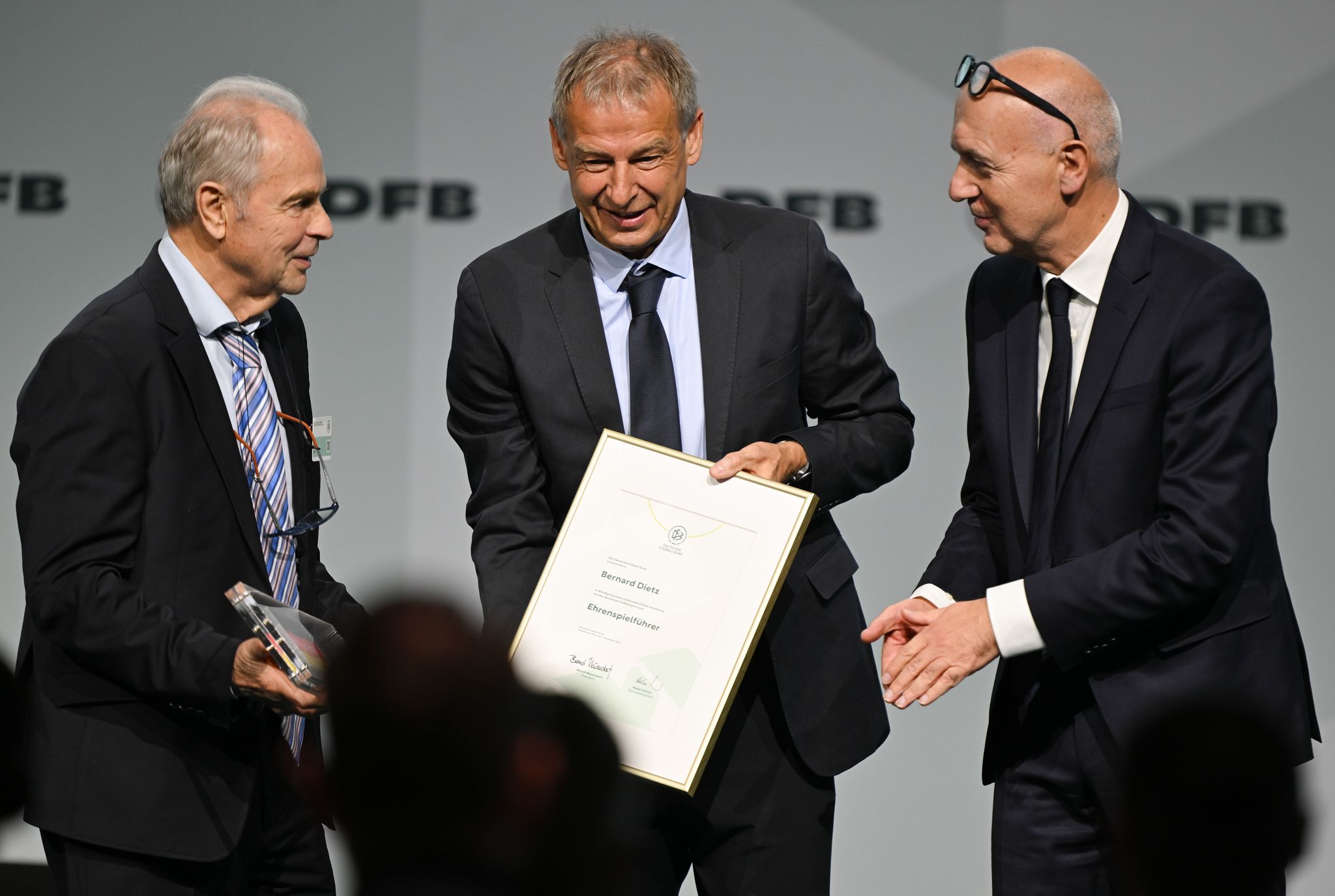 Dietz, Neid und Fitschen neue Ehrenspielführer beim DFB Dietz, Neid und Fitschen neue Ehrenspielführer beim DFB