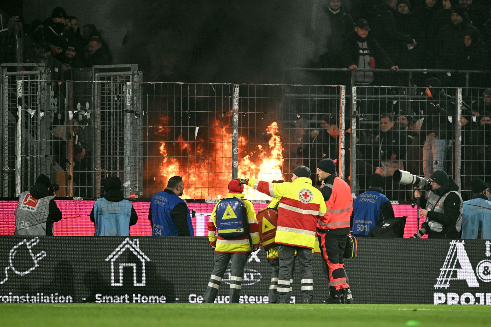 Gestürzter Frankfurt-Fan auf Weg der Besserung Gestürzter Frankfurt-Fan auf Weg der Besserung