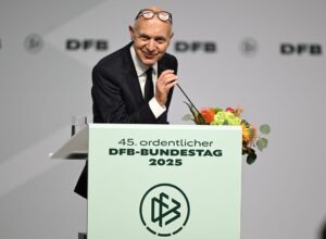 Gestalten statt verwalten: Neuendorf bleibt DFB-Boss