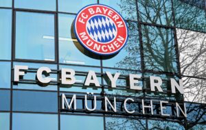 FC Bayern kauft Fußball-Stadion in Unterhaching