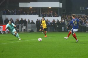 Kiel dreht frühen Rückstand – Dresden bleibt am Tabellenende