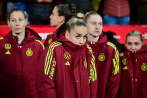 Kapitänin Gwinn und Torhüterin Berger bei EM-Vergabe dabei