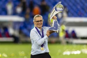 England-Trainerin Wiegman erhält Ritterschlag