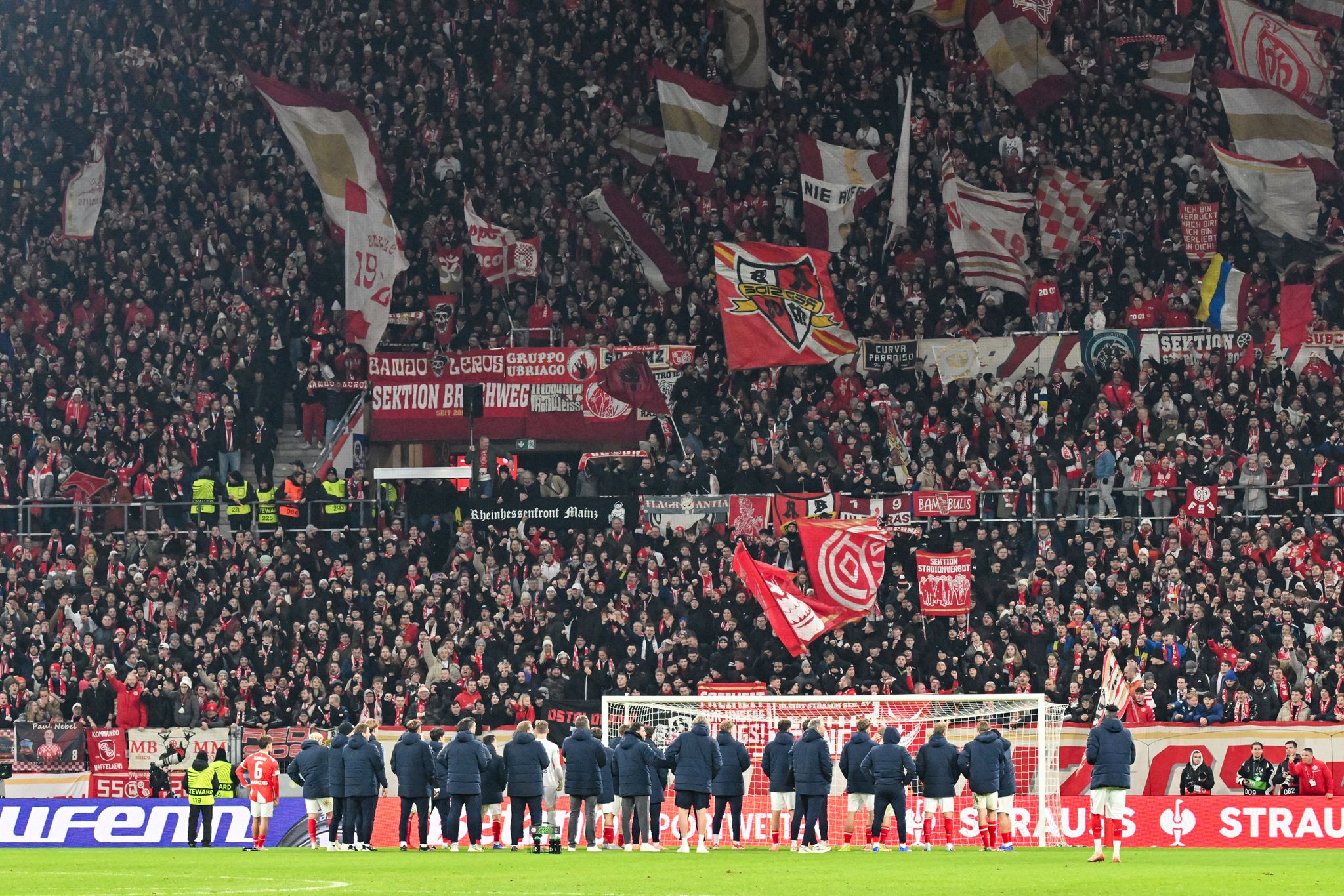 Mainz hakt Achtelfinal-Einzug ganz schnell ab Mainz hakt Achtelfinal-Einzug ganz schnell ab