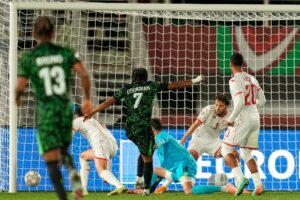 Späte Treffer reichen Tunesien nicht: Nigeria schon weiter