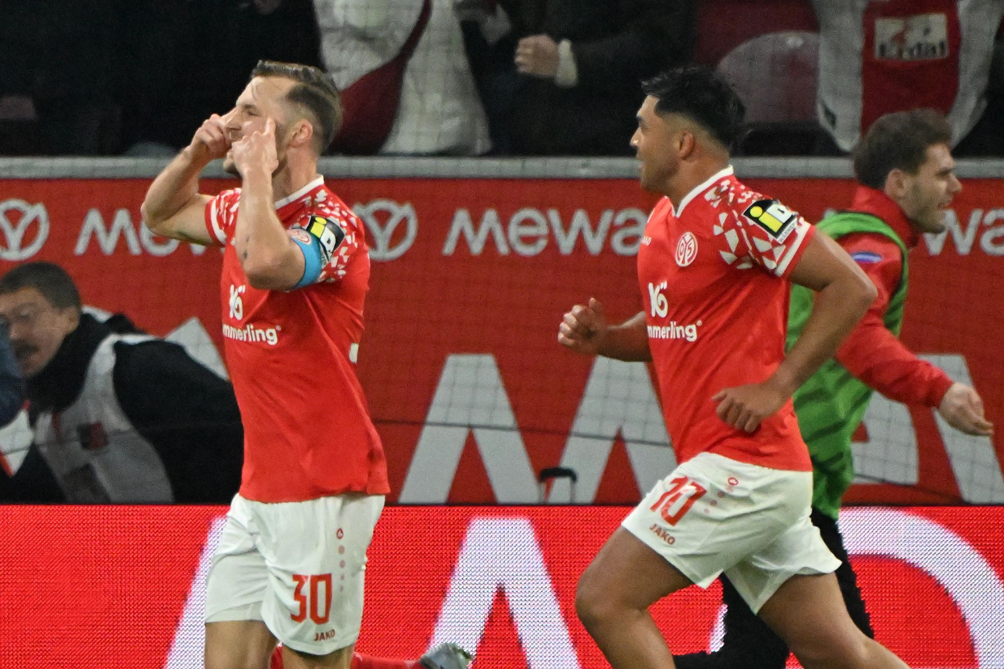 Mainz befreit sich und gibt Rote Laterne an Heidenheim ab