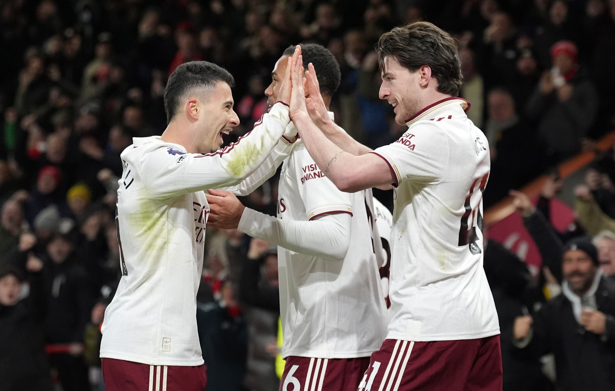 Arsenal startet mit Sieg ins neue Jahr – Groß spielt sofort