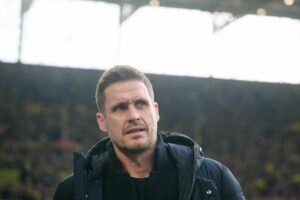 Kehl erstmals zu HSV-Gerüchten: Mit Kopf und Fokus beim BVB