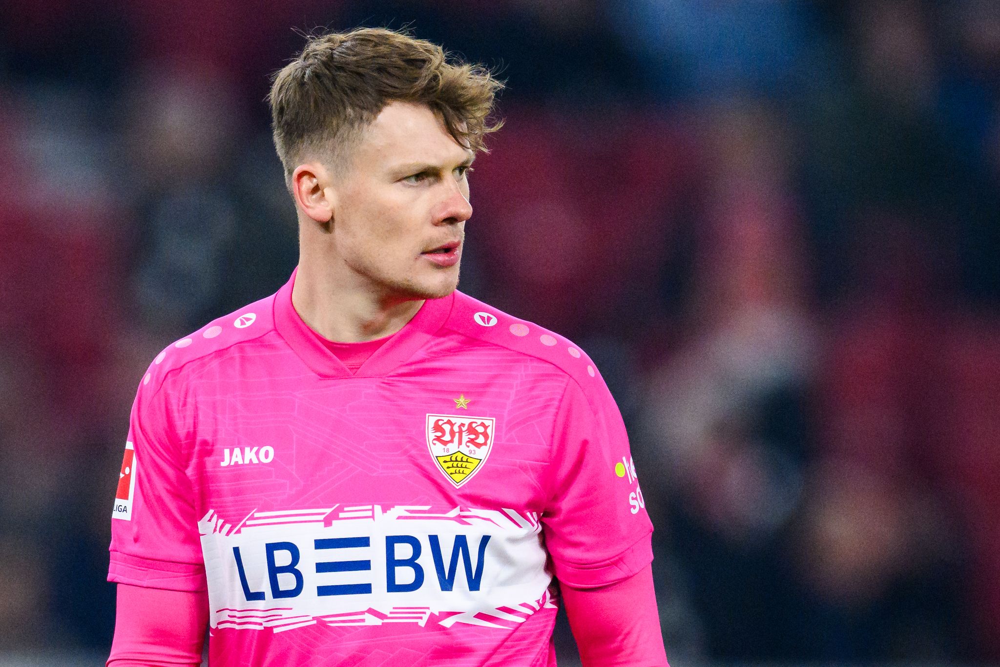VfB-Torwart Nübel will zur WM – Gute Wünsche an ter Stegen VfB-Torwart Nübel will zur WM – Gute Wünsche an ter Stegen