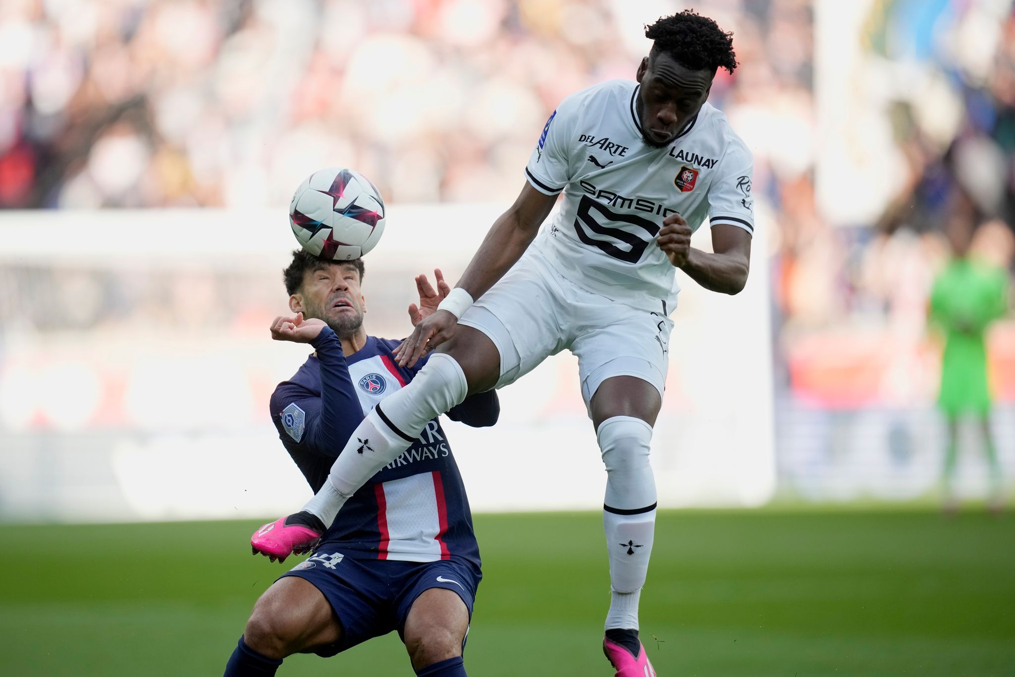 Stürmer Kalimuendo verstärkt Eintracht Frankfurt