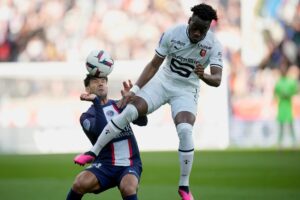 Stürmer Kalimuendo verstärkt Eintracht Frankfurt