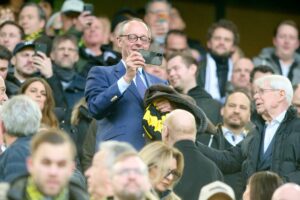 Bundeskanzler Merz besucht BVB-Heimspiel gegen St. Pauli