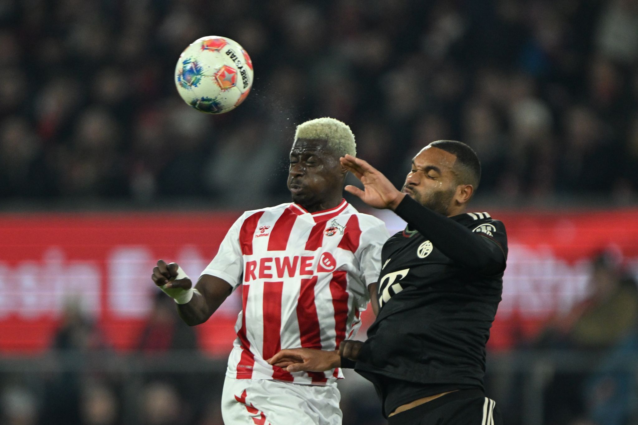 Bayern München feiert Rekord-Hinrunde mit Sieg in Köln