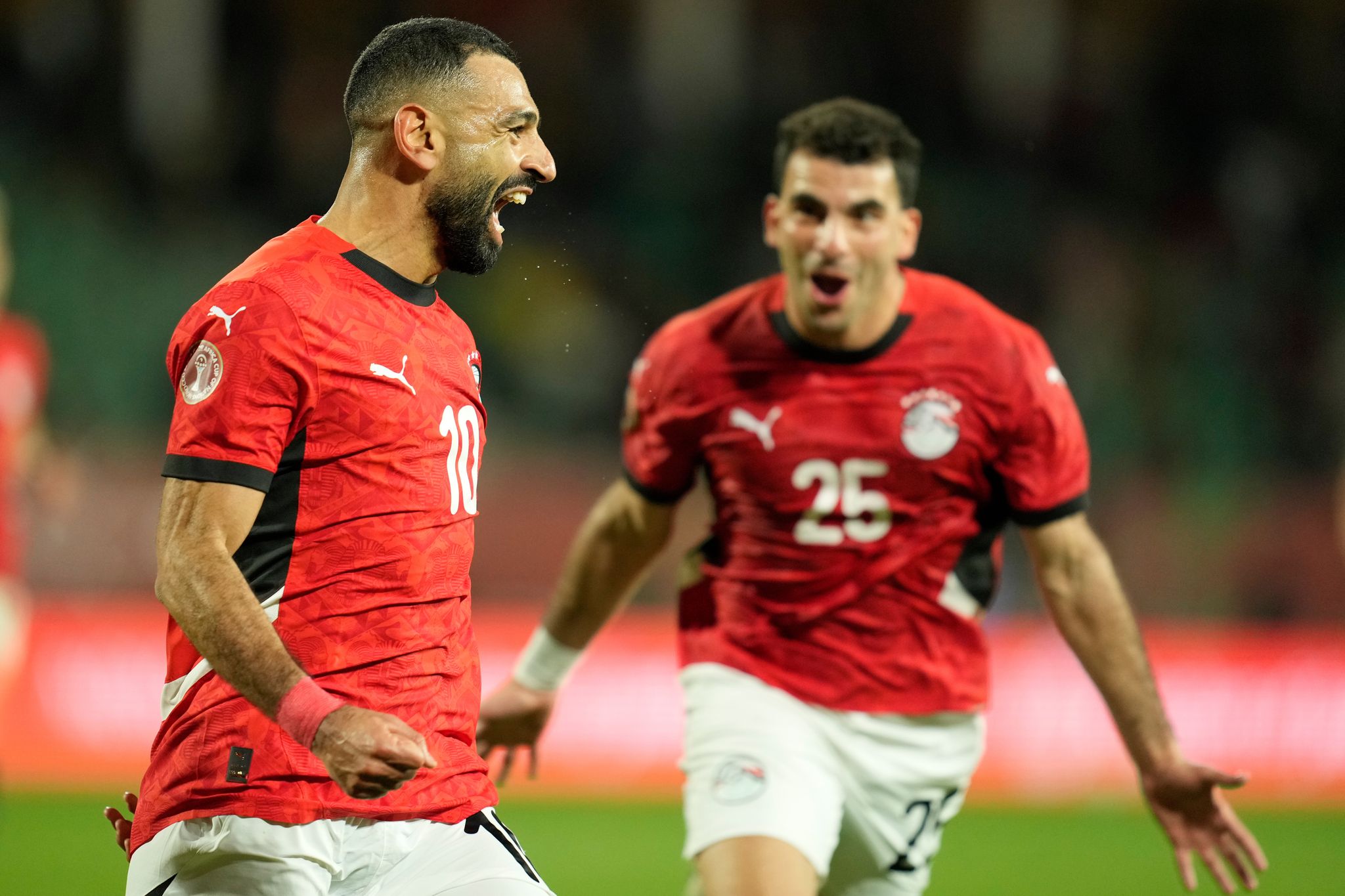 Salahs Ägypter zittern sich mit Traumtor ins Viertelfinale