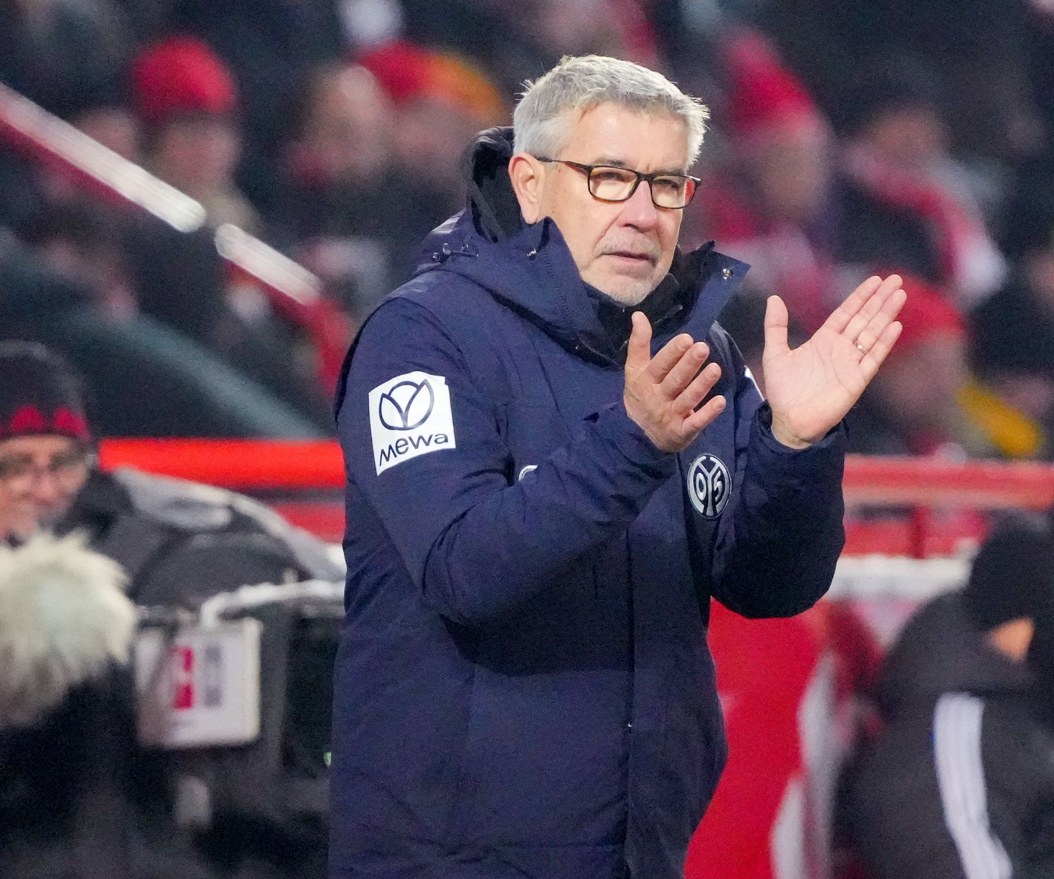 Emotionale Fischer-Rückkehr: Mainz verpasst Sieg bei Union Emotionale Fischer-Rückkehr: Mainz verpasst Sieg bei Union