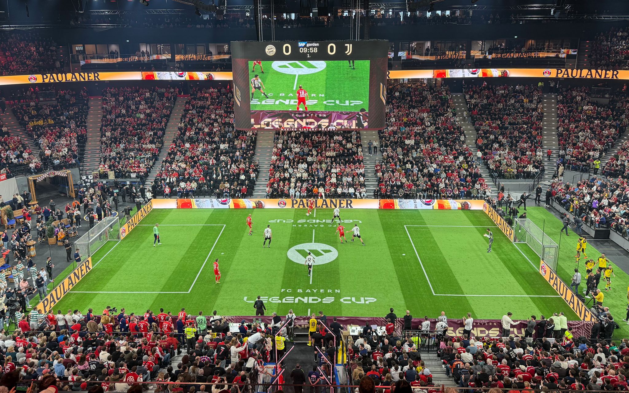 Hummels lässt BVB-Legenden jubeln – Robben läuft spät heiß