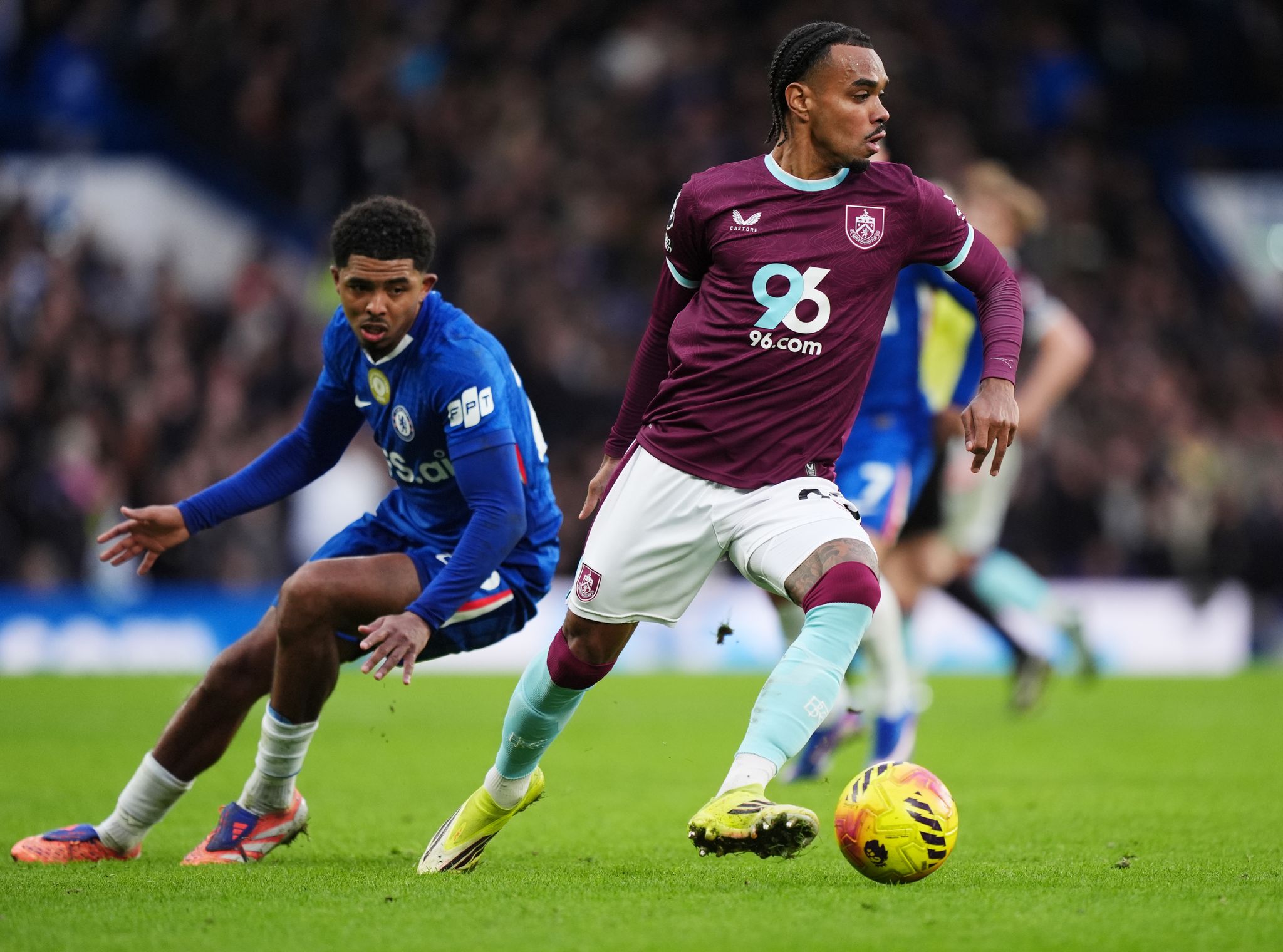 Rassismus-Nachrichten gegen Premier-League-Profis Rassismus-Nachrichten gegen Premier-League-Profis