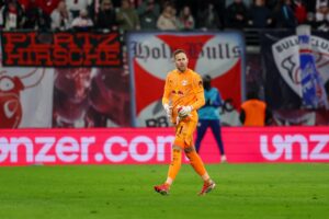 Knieverletzung: Leipzig sechs Wochen ohne Gulacsi