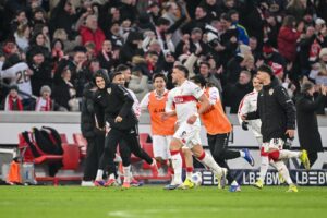 Traumtor von Demirovic: VfB klettert Richtung Königsklasse