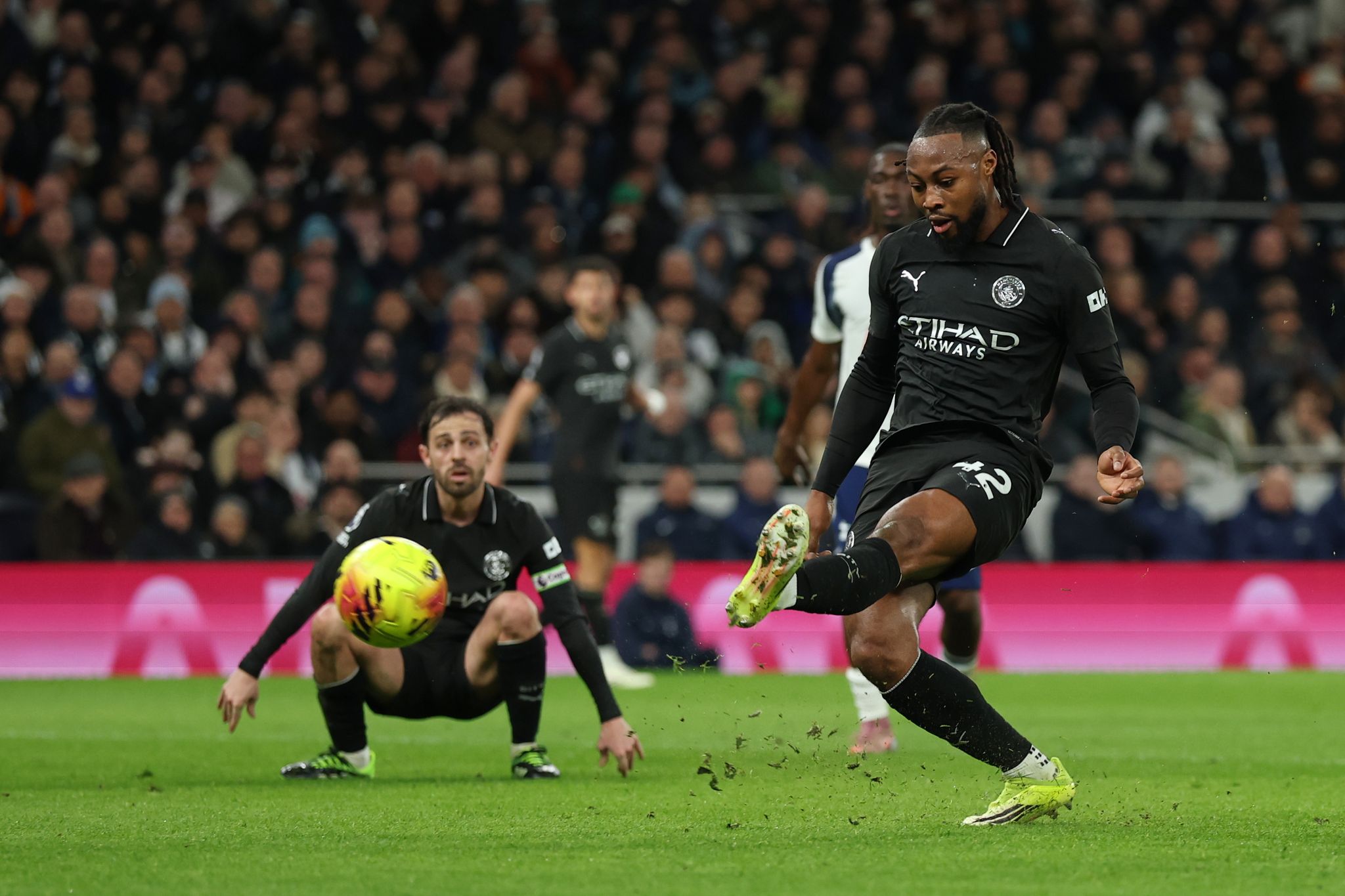 Man City nach Zwei-Tore-Führung nur 2:2 gegen Tottenham