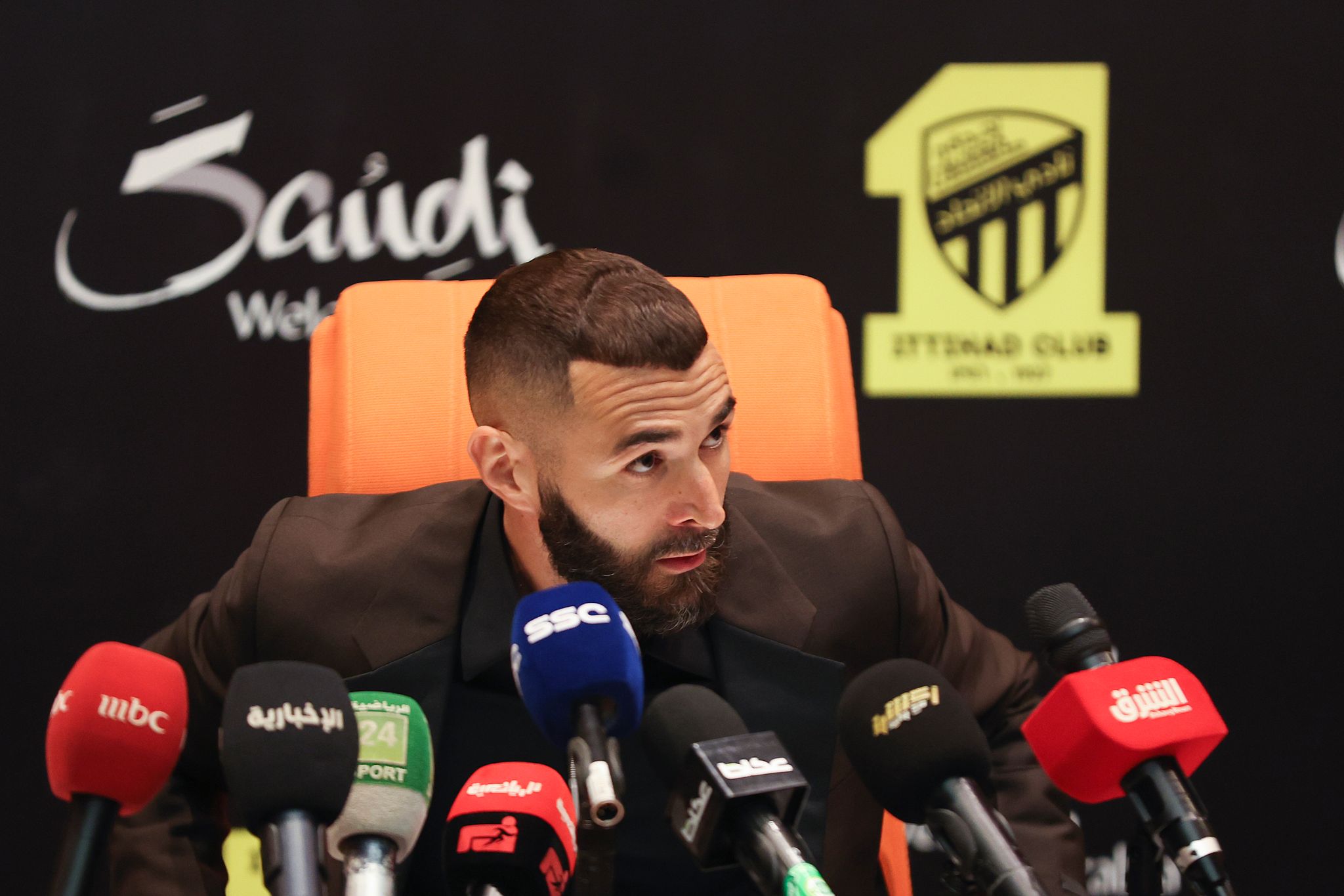 Stürmerstar Benzema wechselt in Saudi-Arabien zu Al Hilal Stürmerstar Benzema wechselt in Saudi-Arabien zu Al Hilal